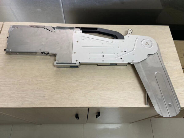 Electronic Feeder
